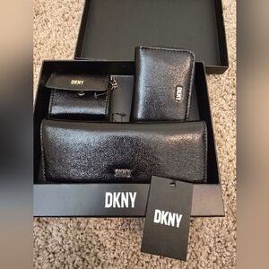 DKNY Lumen 3in1 Box Set